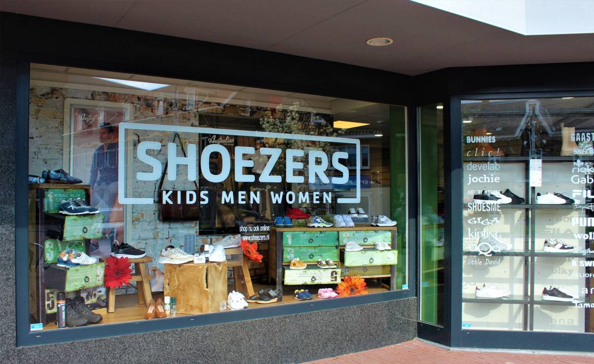 Shoezers.jpg